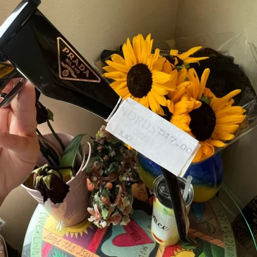 SALE 🌻PRADA cat eye spr13z sunglasses 🌸 - Picture 12 of 16